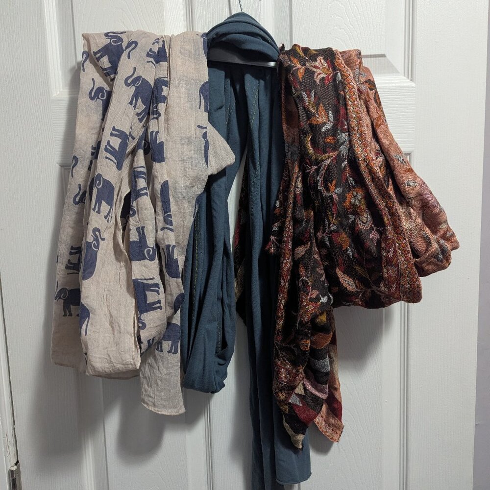 3 Scarves
